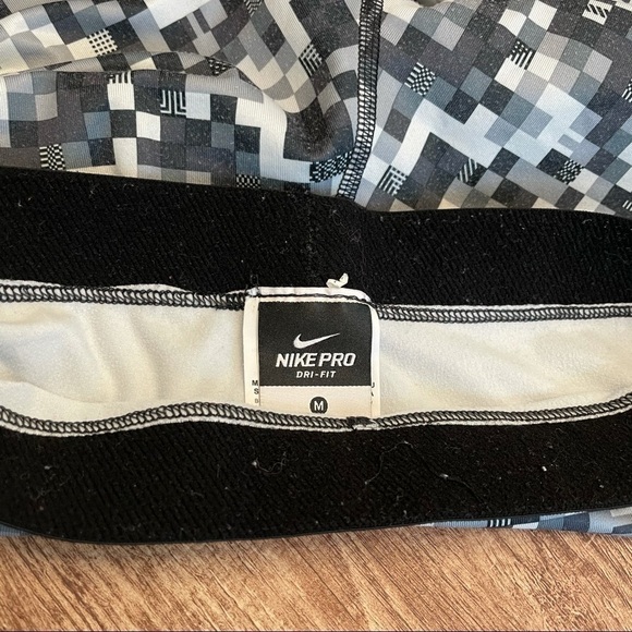 Nike Pro Pixel Camo Print Leggings - Picture 3 of 8